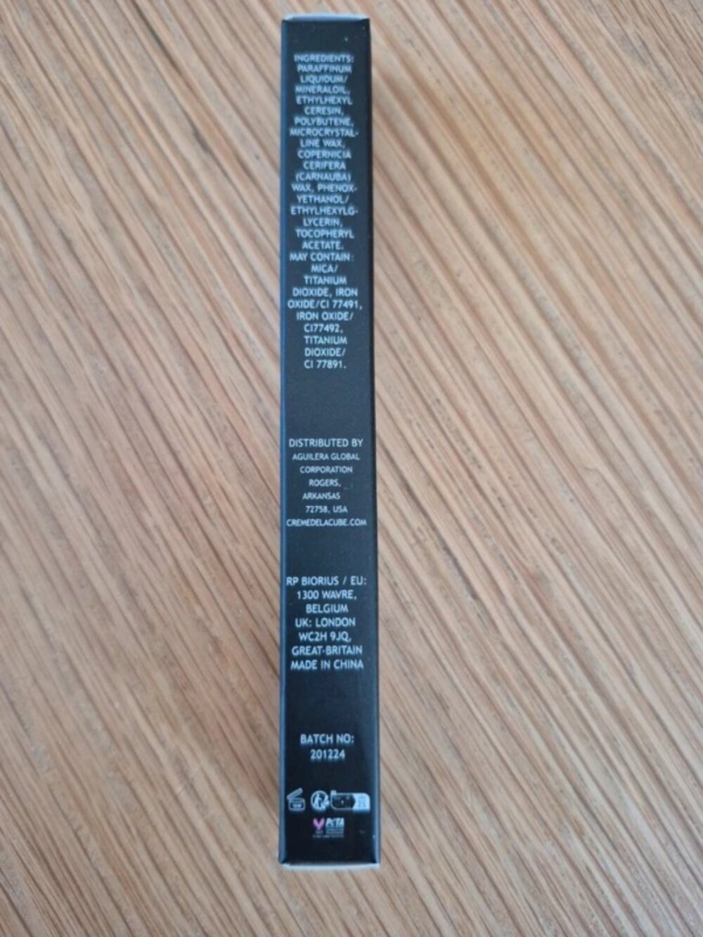 Creme De La Cube - Metallic Eyeshadow Stick in Luster - Picture 4 of 4